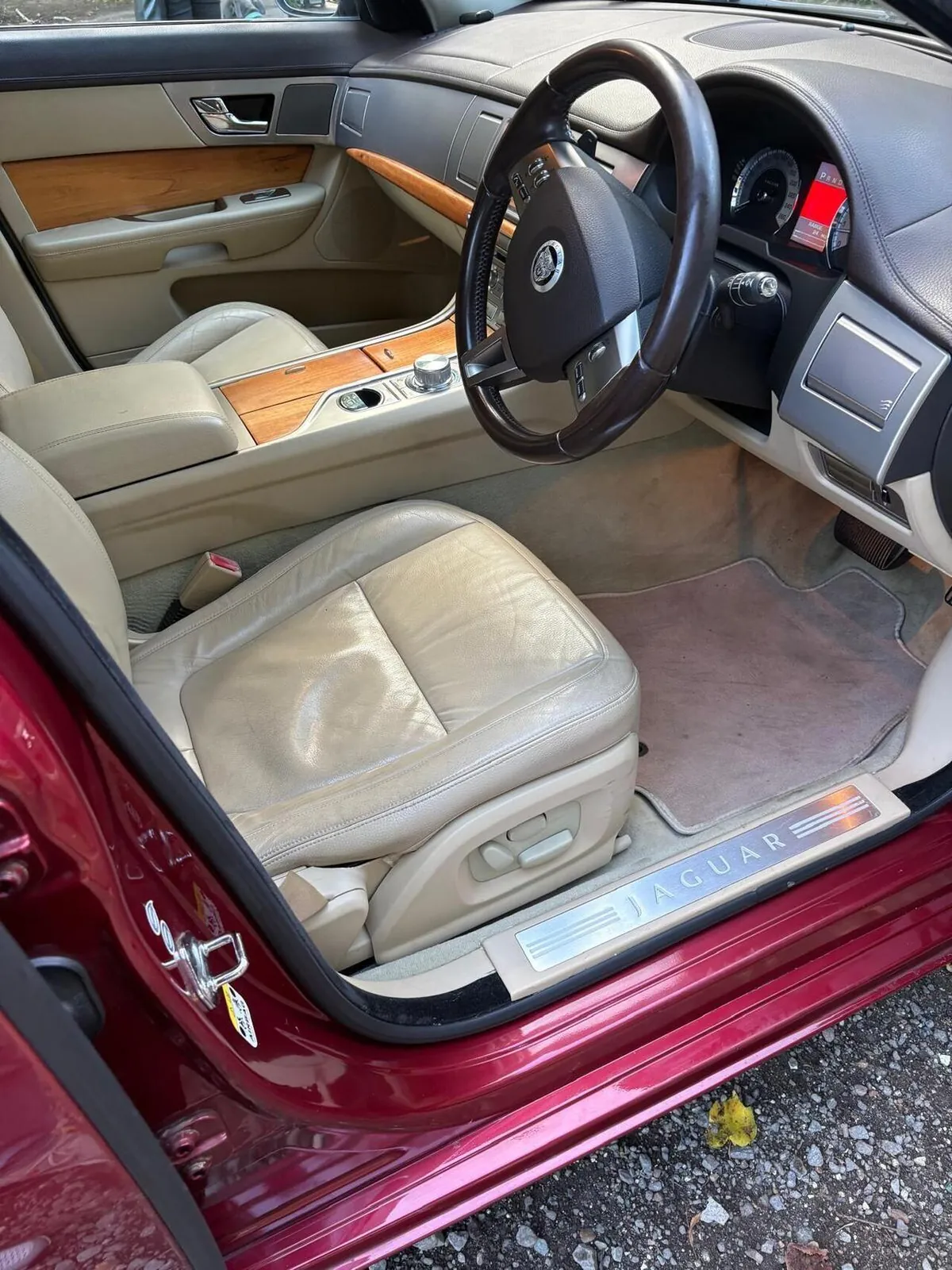 Jaguar Xf 2008 photo 5