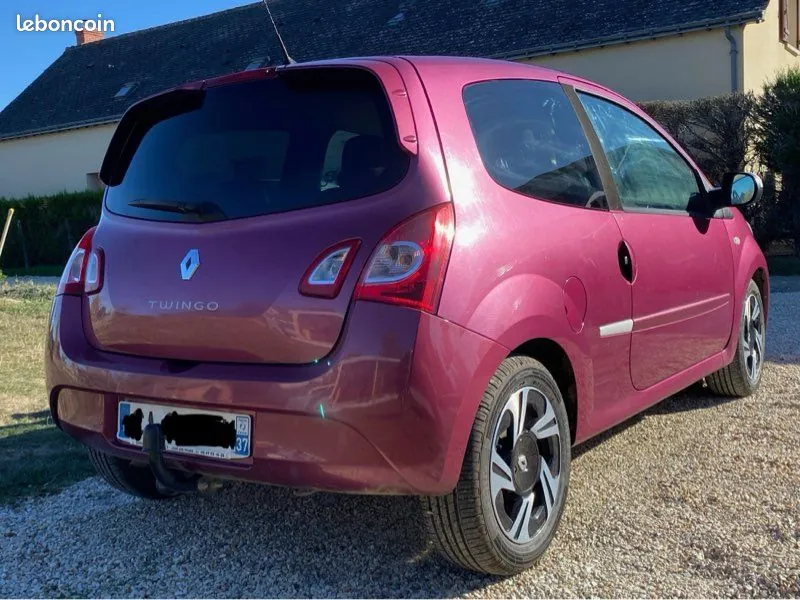 Renault Twingo 2012 photo 2
