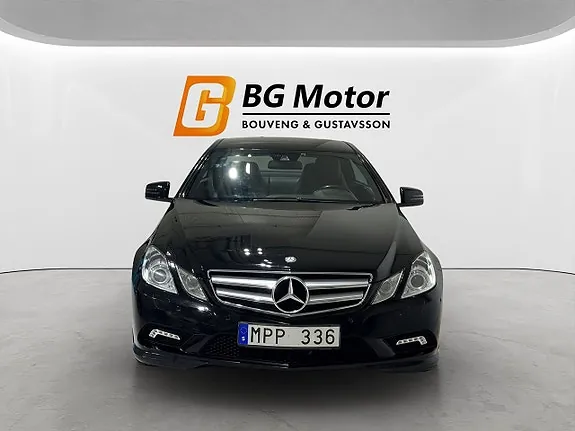 Mercedes-Benz E200 2011 photo 3