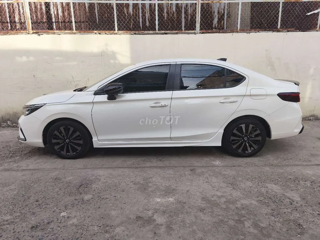 Honda City 2023 photo 3