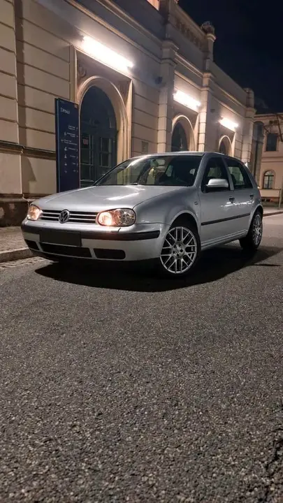 Volkswagen Golf 4