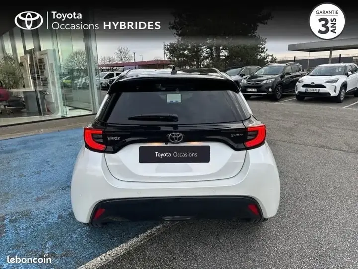 Toyota Yaris 2025 photo 4