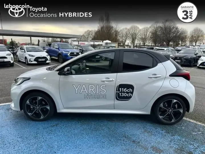 Toyota Yaris 2025 photo 3