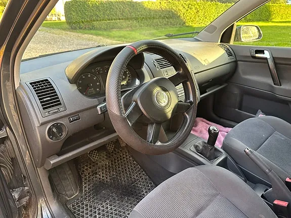Volkswagen Polo 2006 photo 4