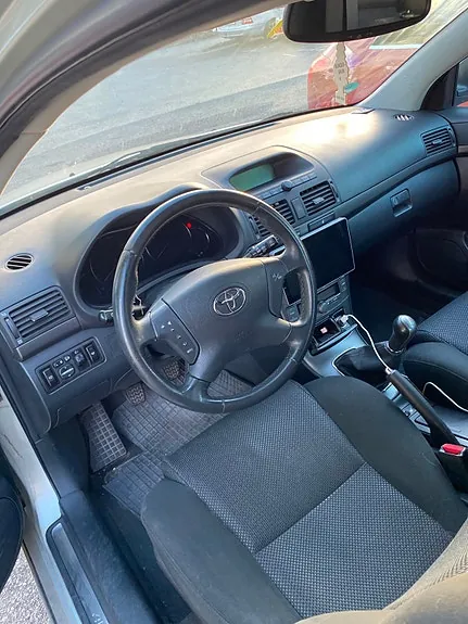 Toyota Avensis 2003 photo 4