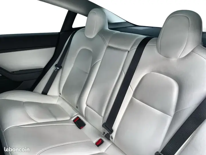 Tesla Model 3 2021 photo 5