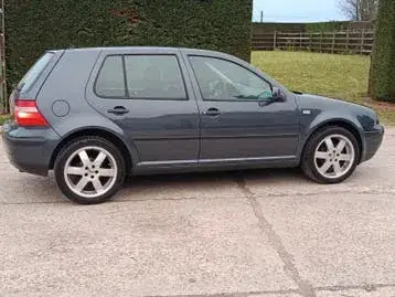 Volkswagen Golf 2002 photo 3