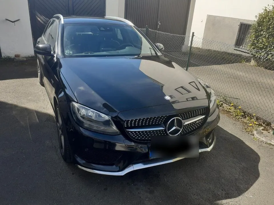 Mercedes-Benz C 220