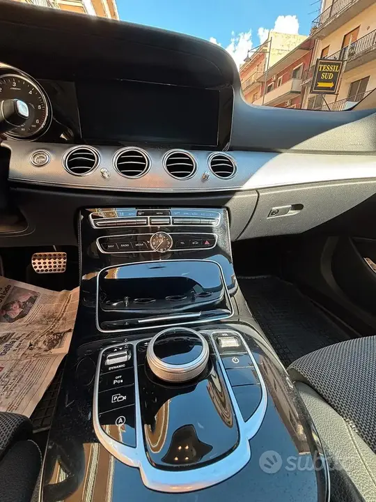 Mercedes-Benz E-Class 2019 photo 5