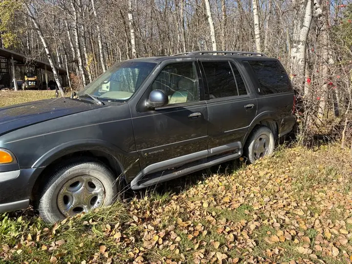 Lincoln Navigator 1999 photo 3