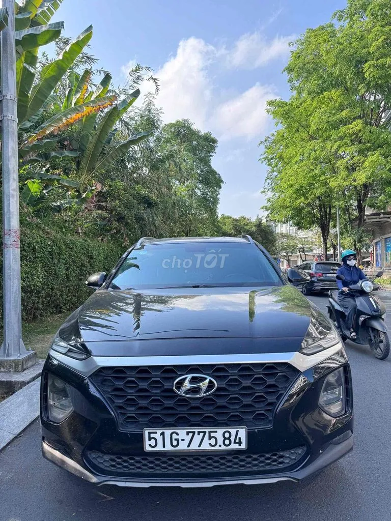 Hyundai Santa Fe 2019 photo 2