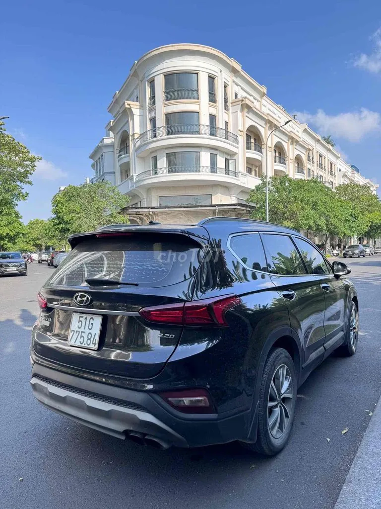 Hyundai Santa Fe 2019 photo 4