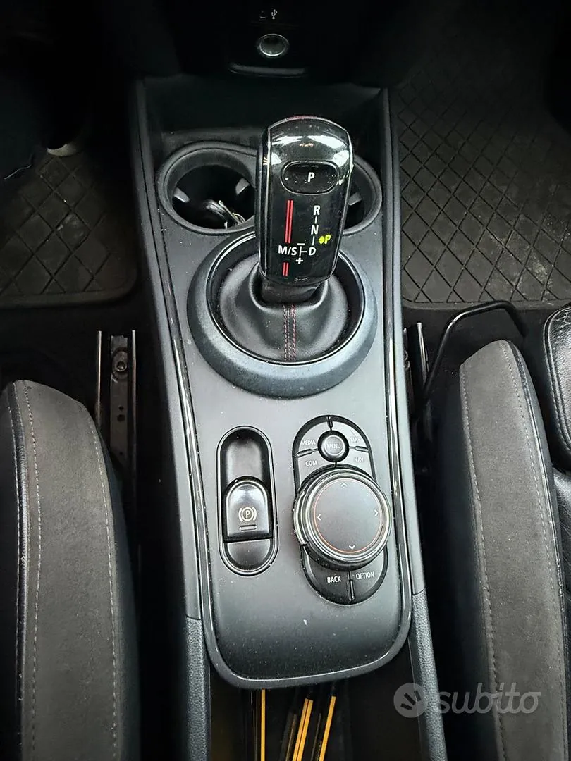 Mini Countryman 2018 photo 5