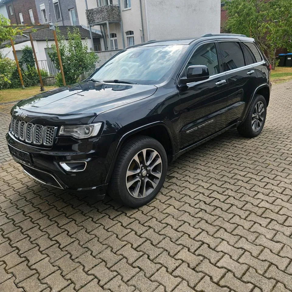 Jeep Grand Cherokee Overland