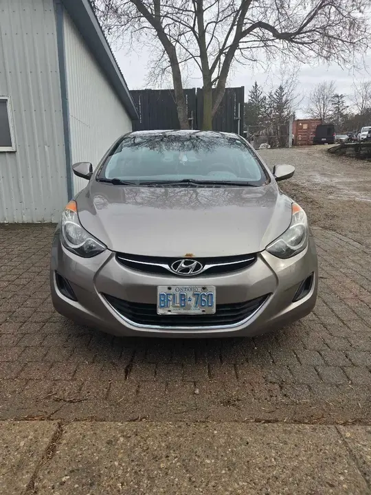 Hyundai Elantra 2011 photo 3