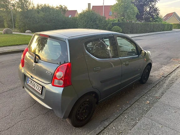 Suzuki Alto 2009 photo 4