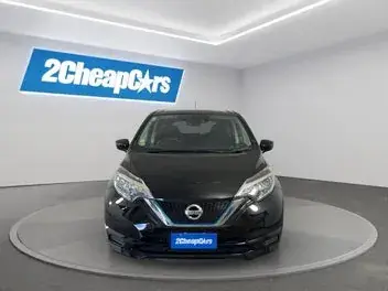 Nissan Note 2018 photo 3