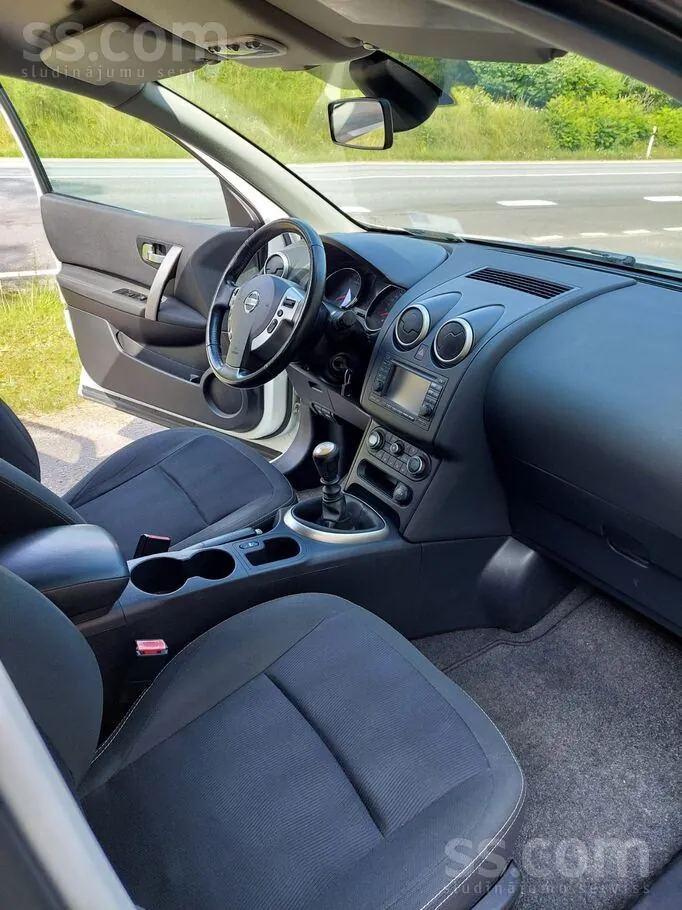 Nissan Qashqai 2014 photo 3