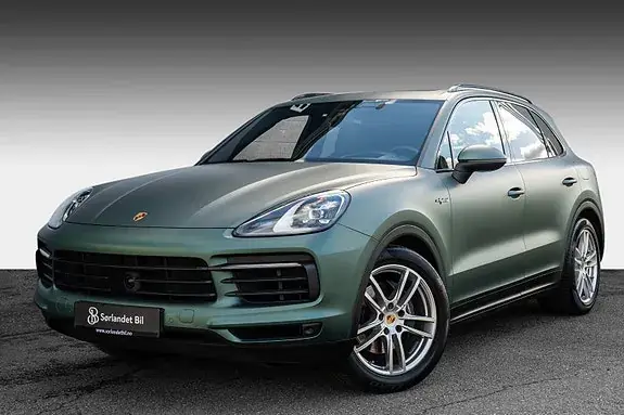 Porsche Cayenne 2022 photo 2