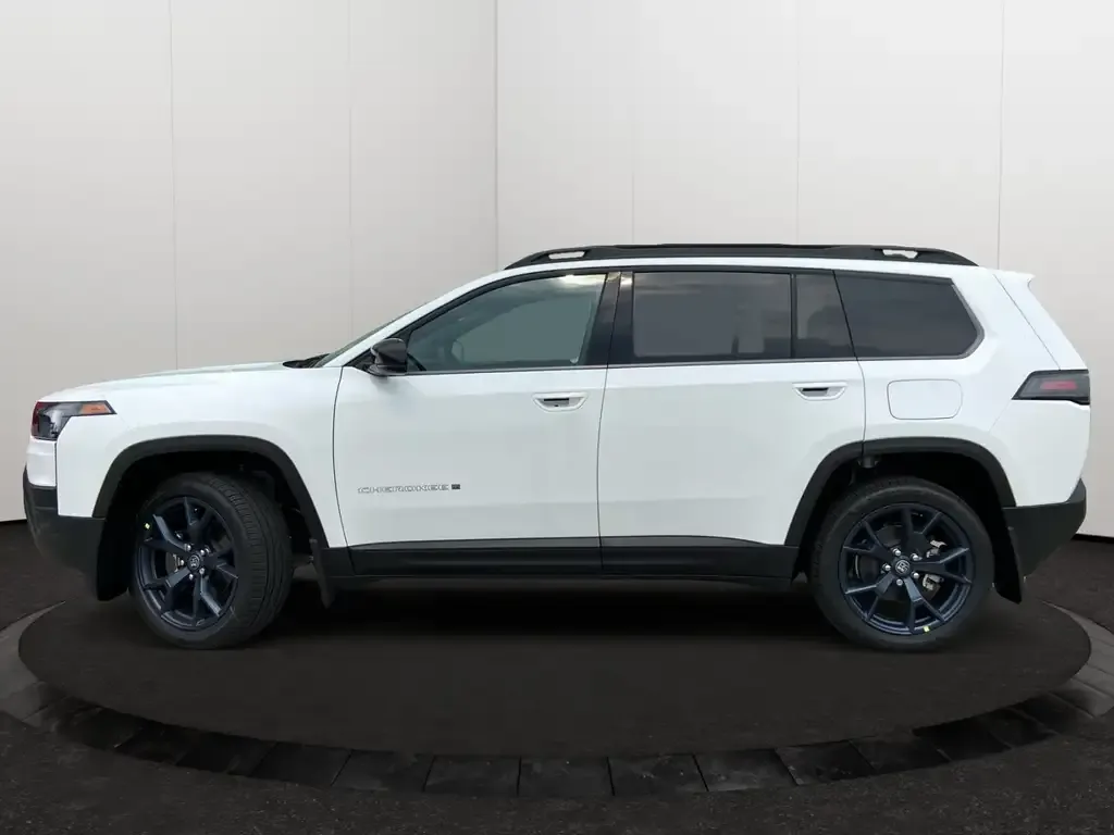 Jeep Cherokee 2026 photo 2