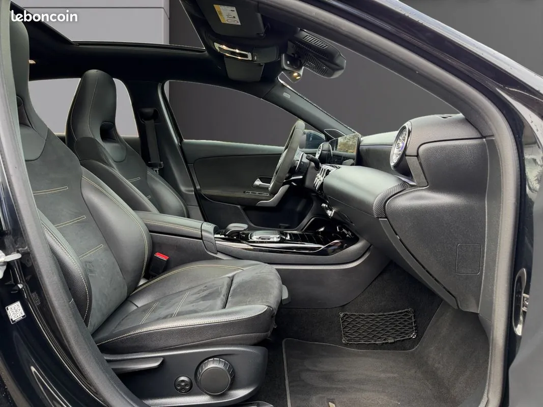 Mercedes-Benz A-Class 2019 photo 4