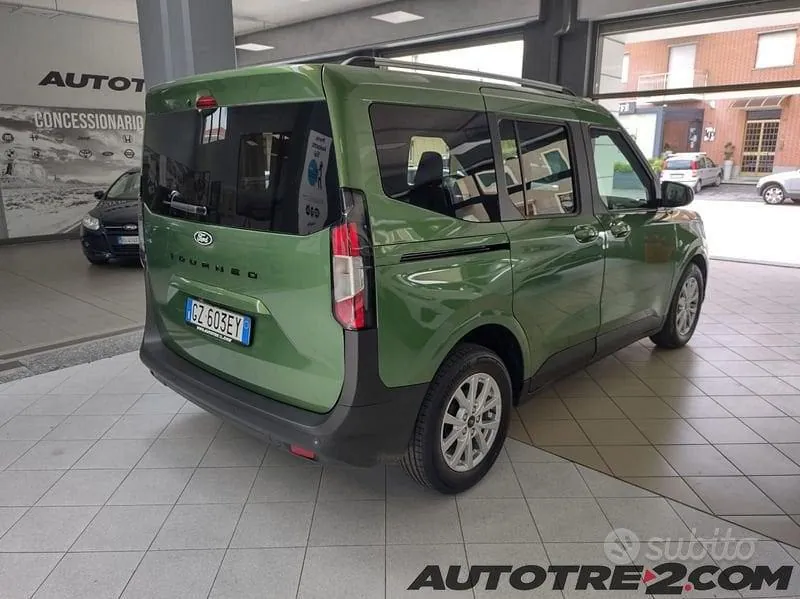 Ford Tourneo Courier 2025 photo 4