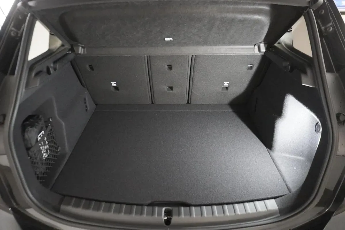 BMW 2 Series 2026 photo 3