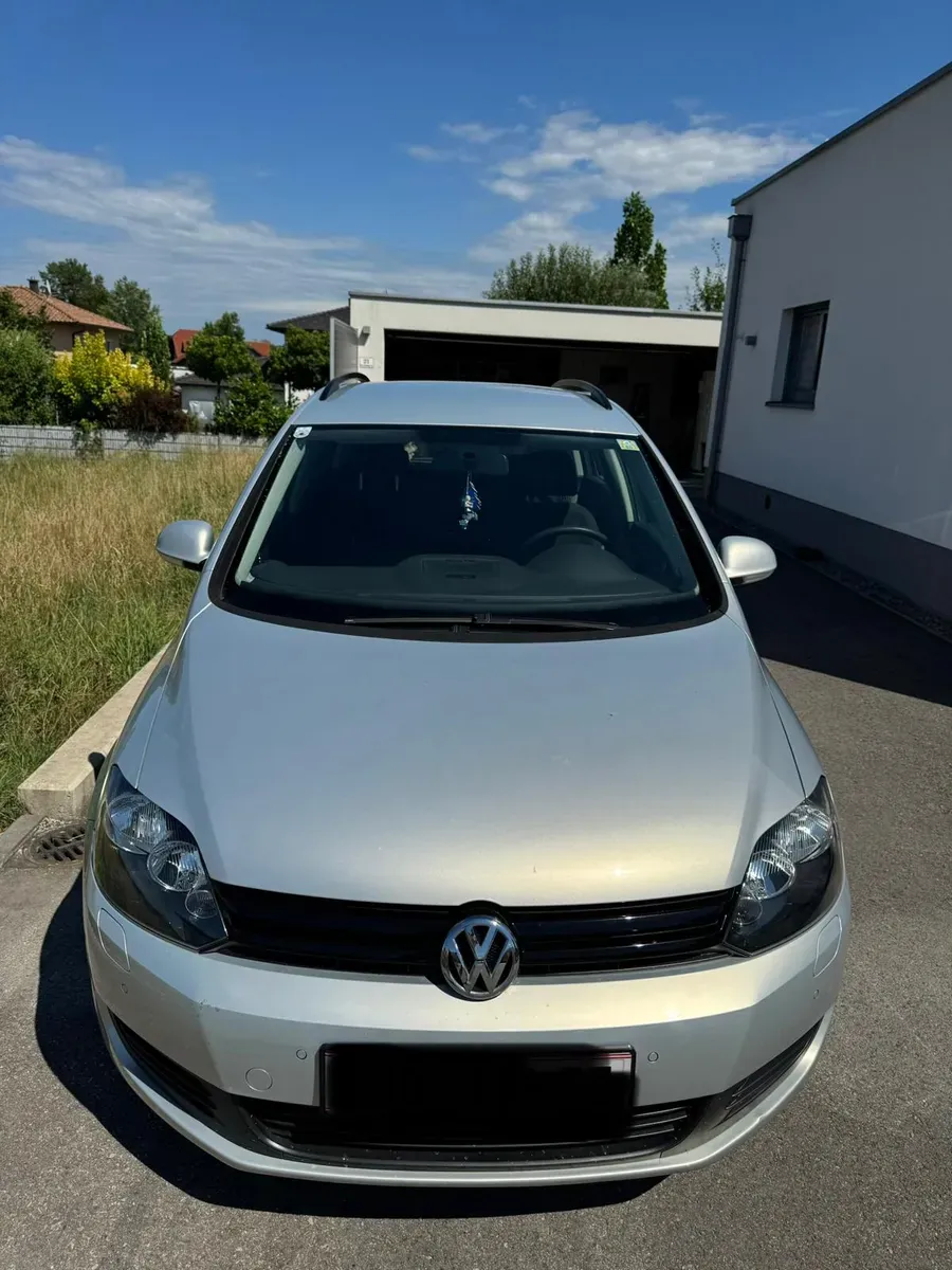 Volkswagen Golf 2009 photo 3