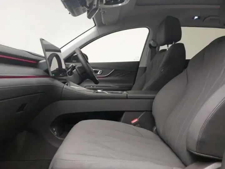 Chery Tiggo 8 2026 photo 5