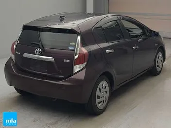 Toyota Aqua 2016 photo 3