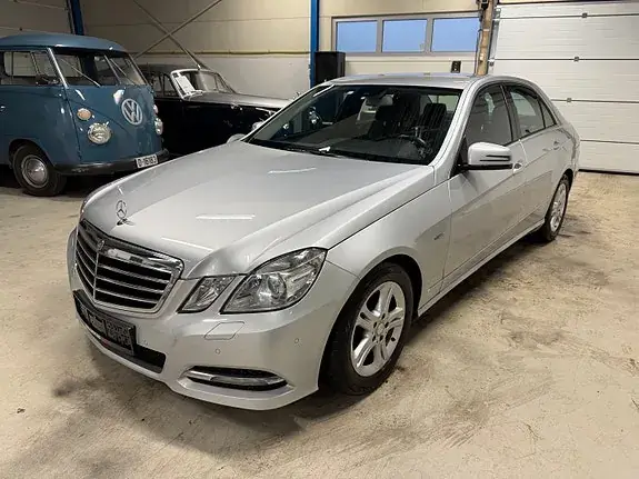 Mercedes-Benz E200 D