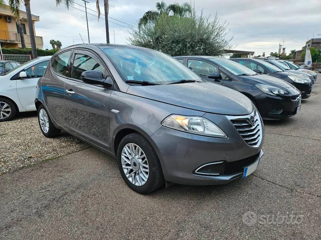 Lancia Ypsilon 2015 photo 3
