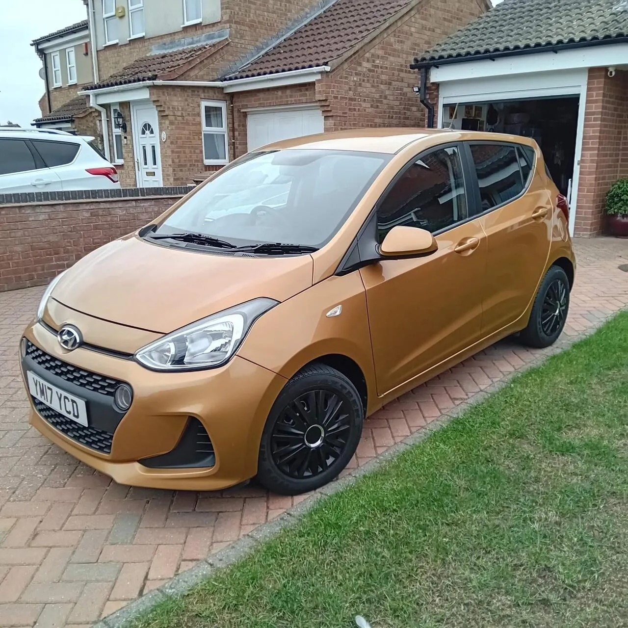 Hyundai I10