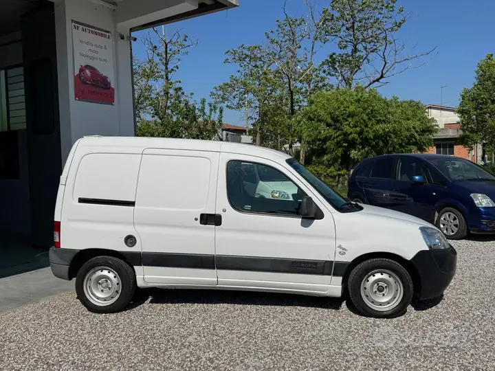 Citroen Berlingo 2009 photo 2
