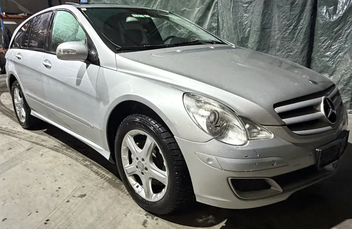 Mercedes-Benz R-Class