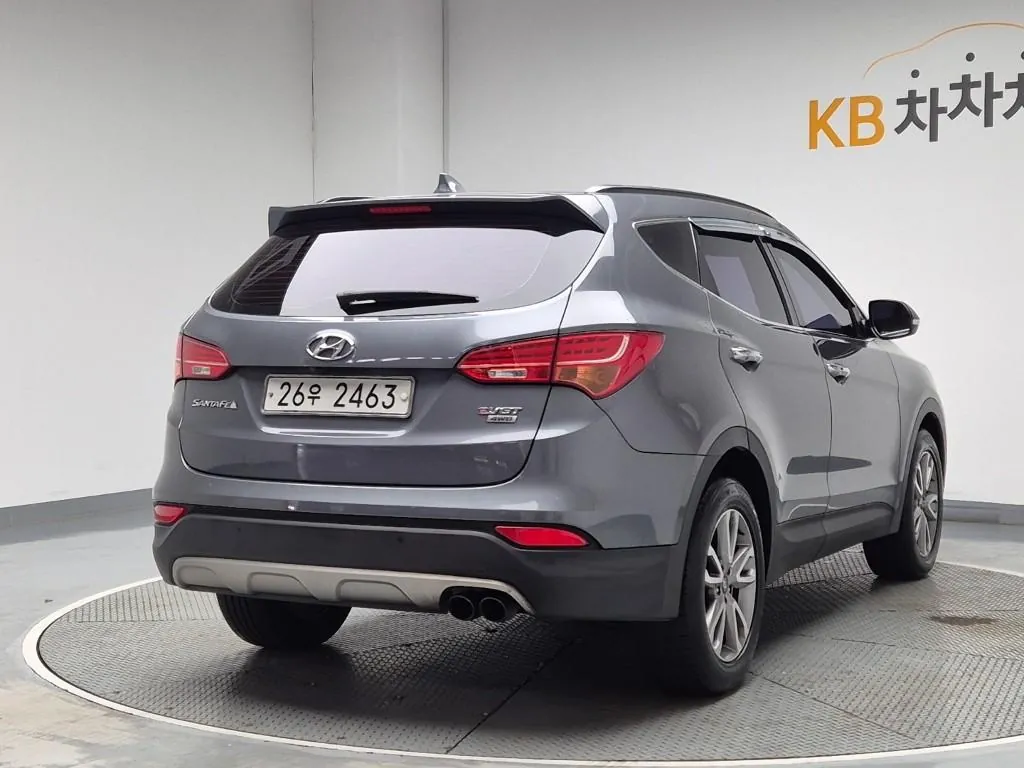 Hyundai Santa Fe 2015 photo 3