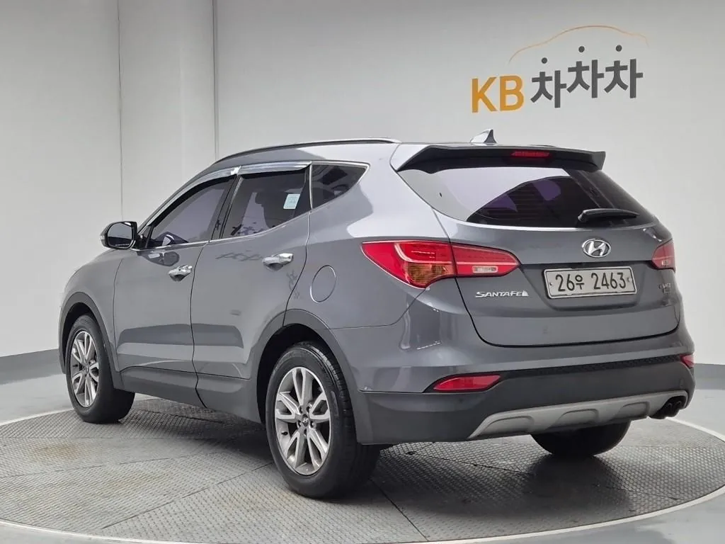 Hyundai Santa Fe 2015 photo 2