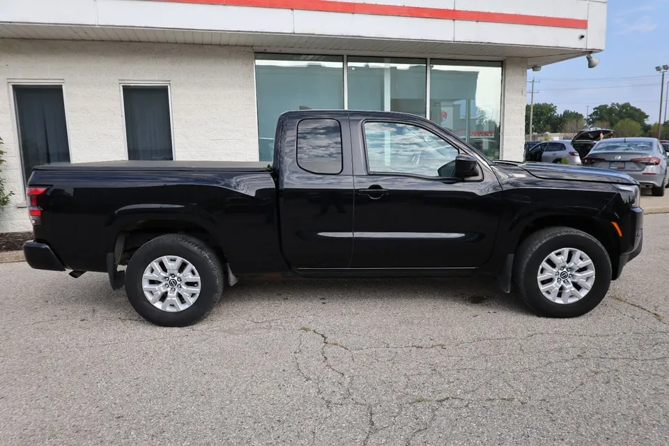 Nissan Frontier 2022 photo 2