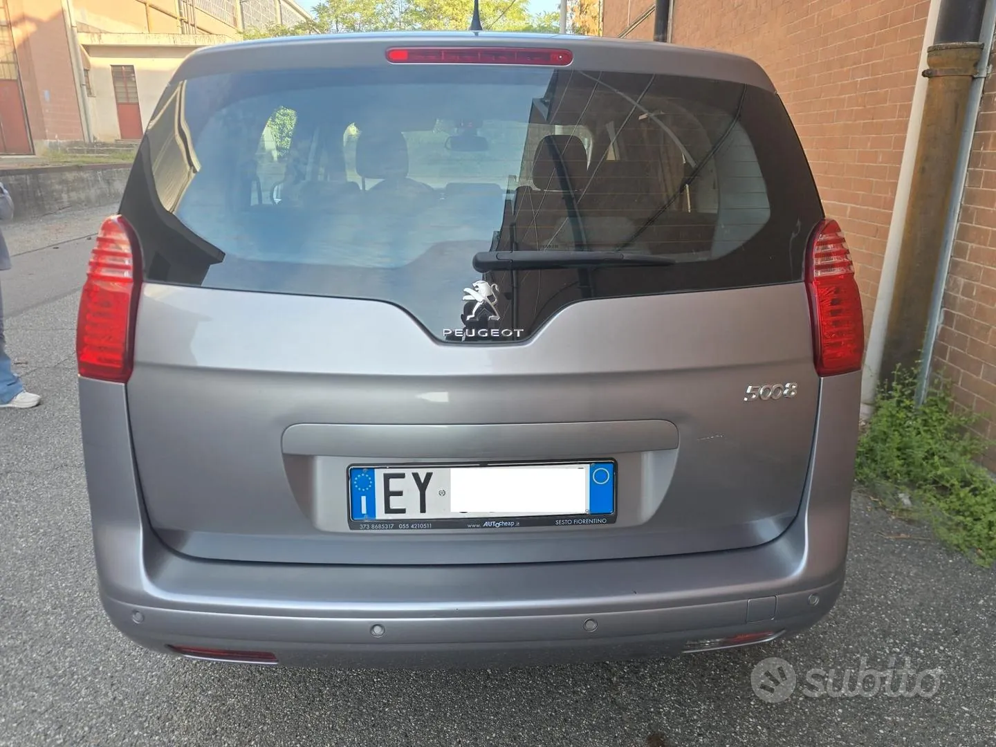 Peugeot 5008 2015 photo 2