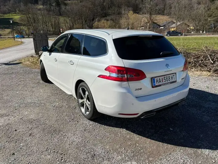 Peugeot 308 2015 photo 3