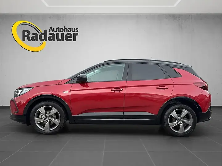 Opel Grandland X 2022 photo 2