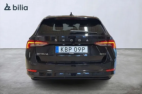 Skoda Octavia 2024 photo 4