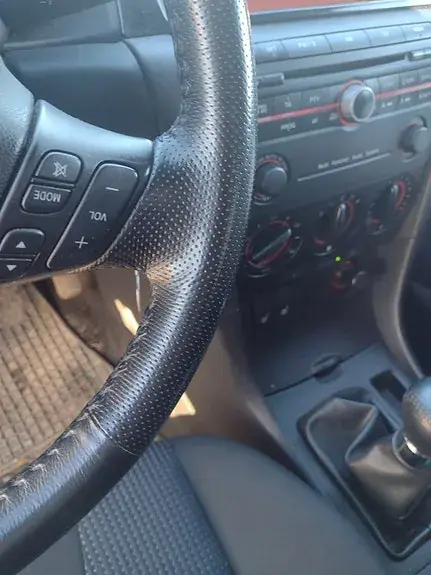 Mazda 3 2006 photo 3