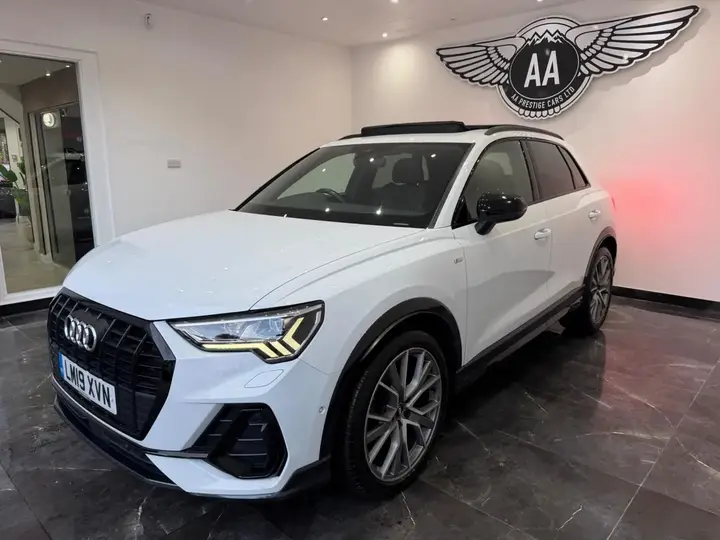 Audi Q3 2019 photo 3