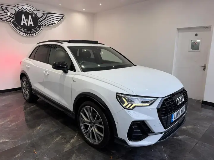 Audi Q3 2019 photo 5
