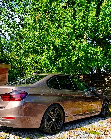 BMW 320I 2014 photo 4