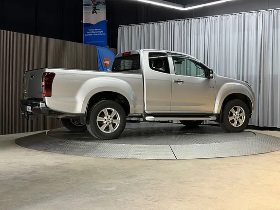 Isuzu D-Max 2016 photo 2