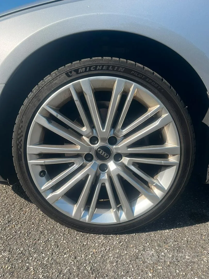Audi A4 Avant 2020 photo 2