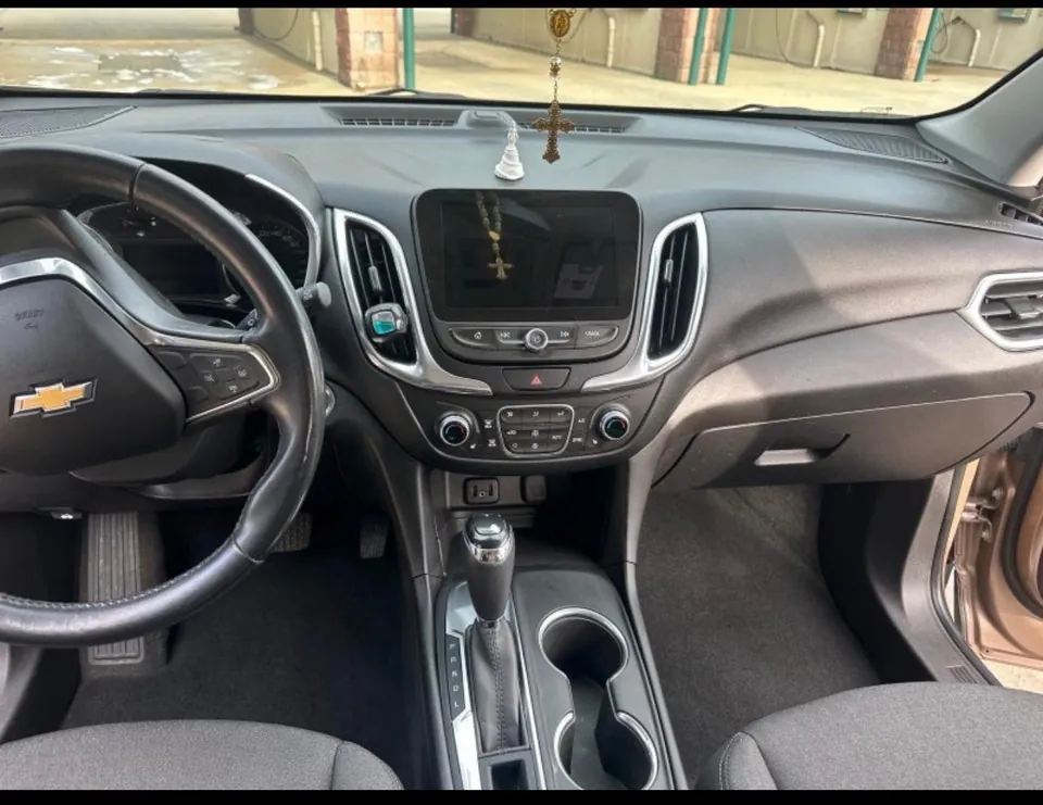 Chevrolet Equinox 2018 photo 3