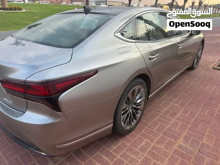 Lexus Ls 500 2022 photo 2